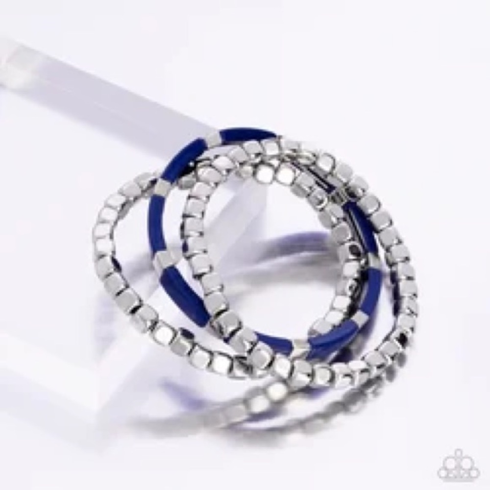 Silver and Blue Stretchy Beaded Bracelet
